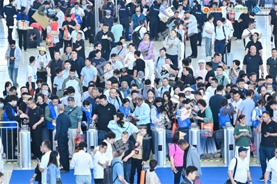 保育员的优龙8国际缺点(保育员个人优点和缺点20个)